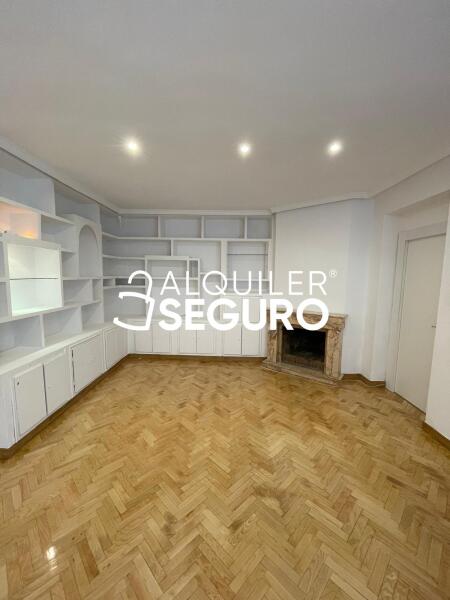 Inmueble en Calle de Doña Urraca , MADRID