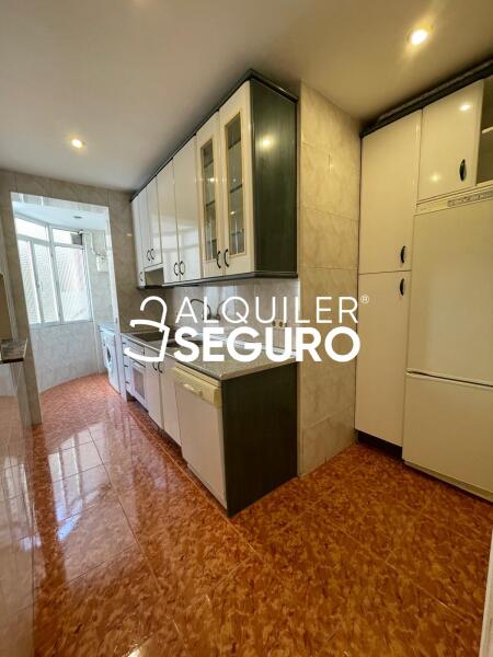 Inmueble en Calle de Doña Urraca , MADRID