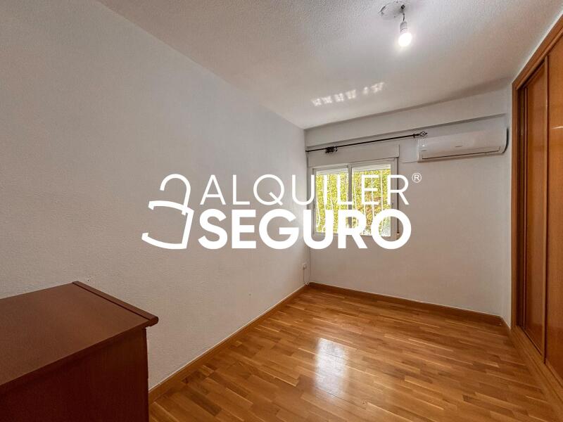 Inmueble en Calle de Victor de la Serna, MADRID