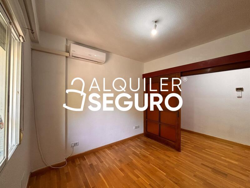 Inmueble en Calle de Victor de la Serna, MADRID