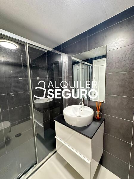 Inmueble en Calle Carballino, MADRID