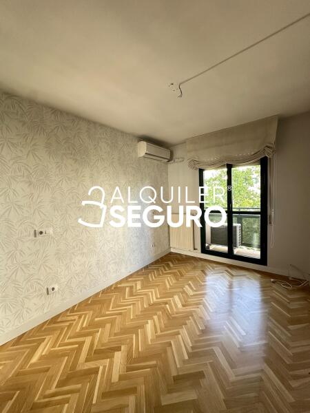 Inmueble en Calle Carballino, MADRID