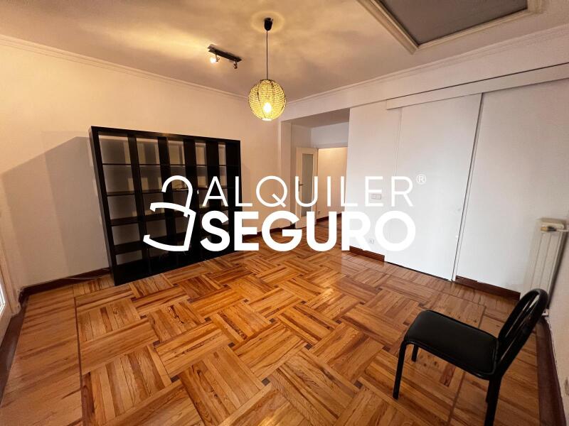 Inmueble en Calle de Sánchez Barcaiztegui, MADRID