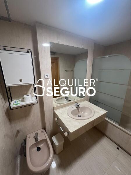 Inmueble en Calle Alfonso Gómez, MADRID
