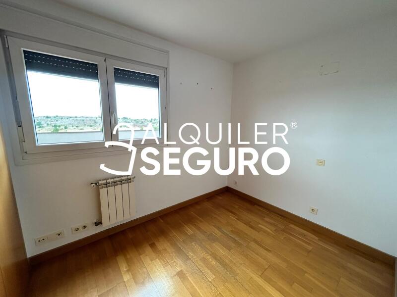 Inmueble en Calle Océano Atlántico, MADRID