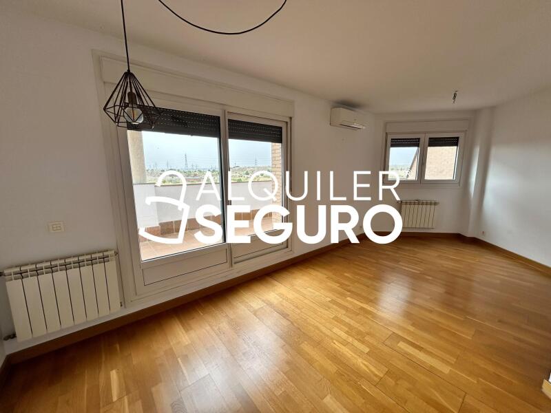 Inmueble en Calle Océano Atlántico, MADRID