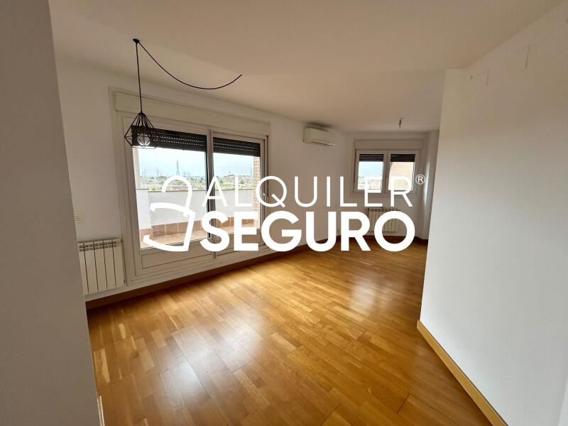 Inmueble en Calle Océano Atlántico, MADRID