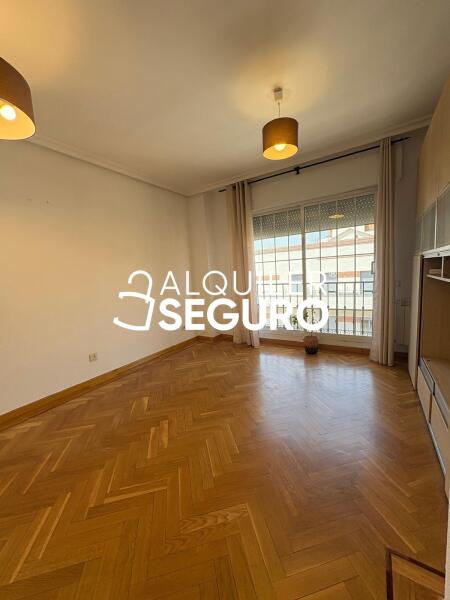 Inmueble en Calle Canarias, MADRID