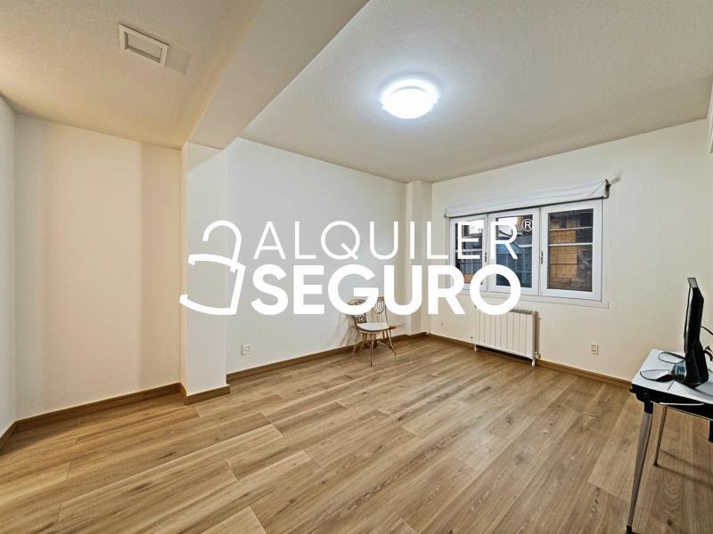 Inmueble en Calle Mauricio Legendre, MADRID