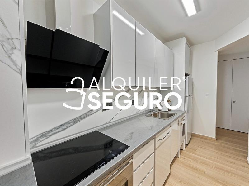 Inmueble en Calle Mauricio Legendre, MADRID