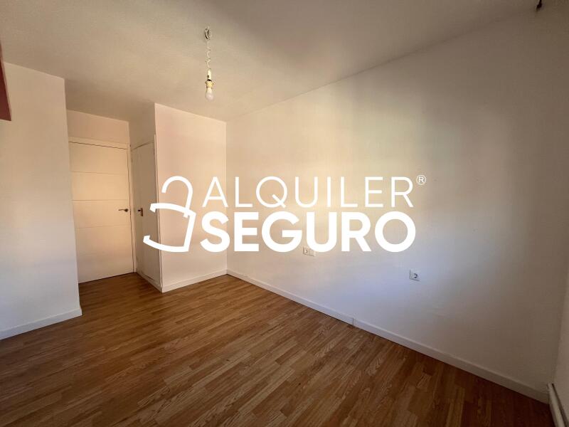 Inmueble en Calle de María Santos Colmenar, MADRID