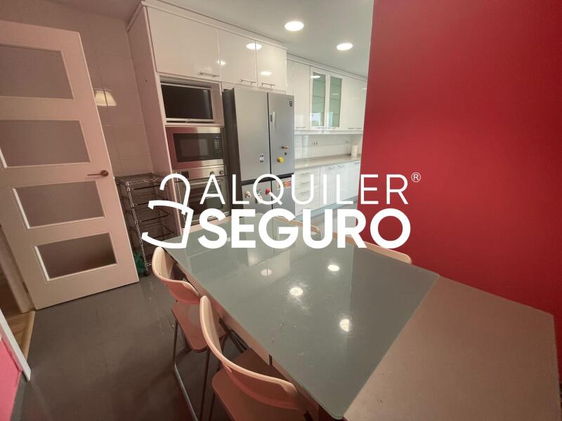 Inmueble en Avenida de Burgos, MADRID