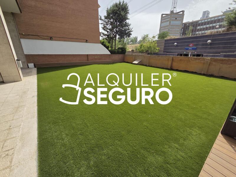 Inmueble en Avenida de Burgos, MADRID