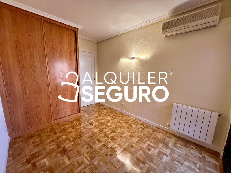 Piso en Calle de Ramón Gómez de la Serna, MADRID MADRID
