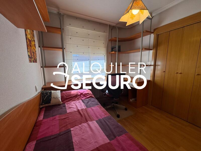 Inmueble en Calle Cazalegas, MADRID