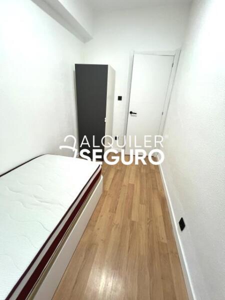 Piso en Calle Alberto Palacios, MADRID MADRID