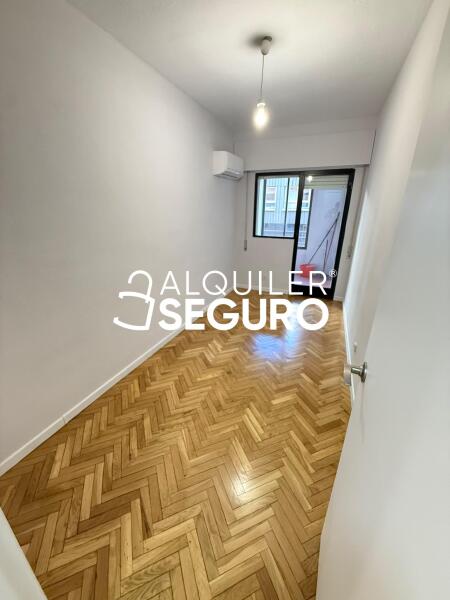 Piso en Calle Azcona, MADRID MADRID