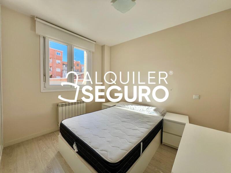 Inmueble en Calle de Santiago Cordero, MADRID