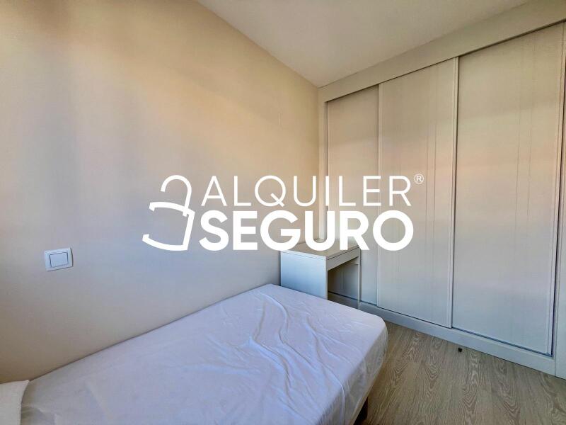 Inmueble en Calle de Santiago Cordero, MADRID