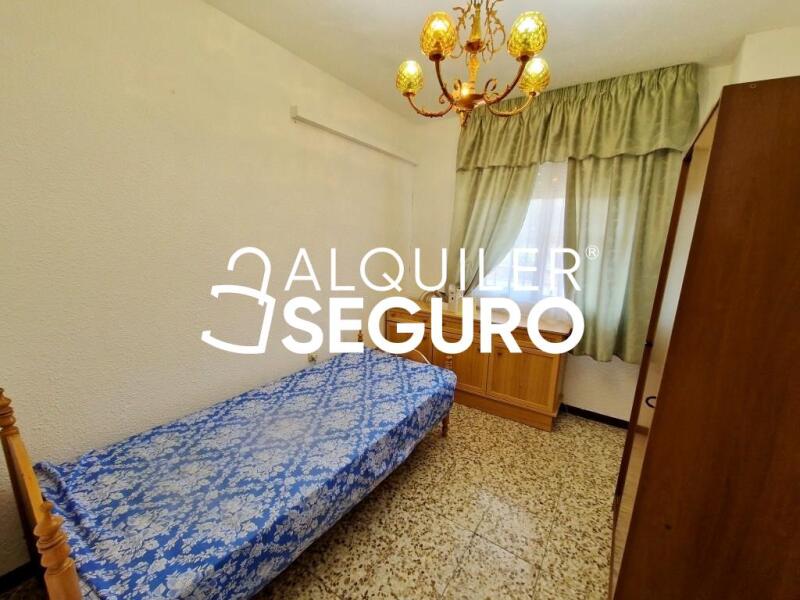 Inmueble en Calle Frómista, MADRID