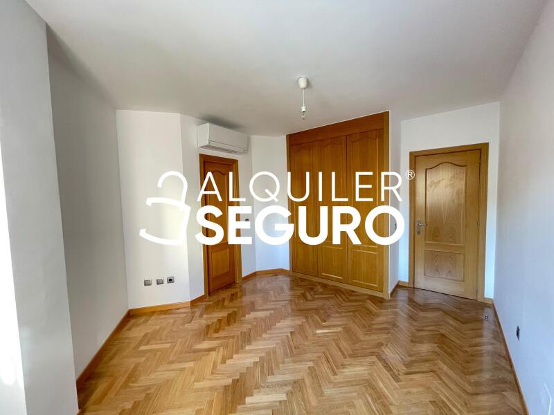 Inmueble en Calle del Ánade, MADRID