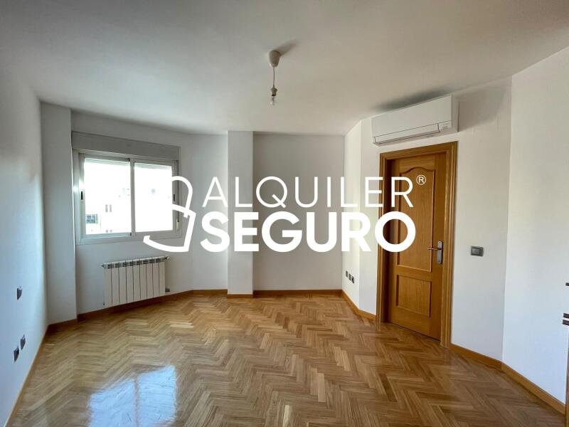 Inmueble en Calle del Ánade, MADRID