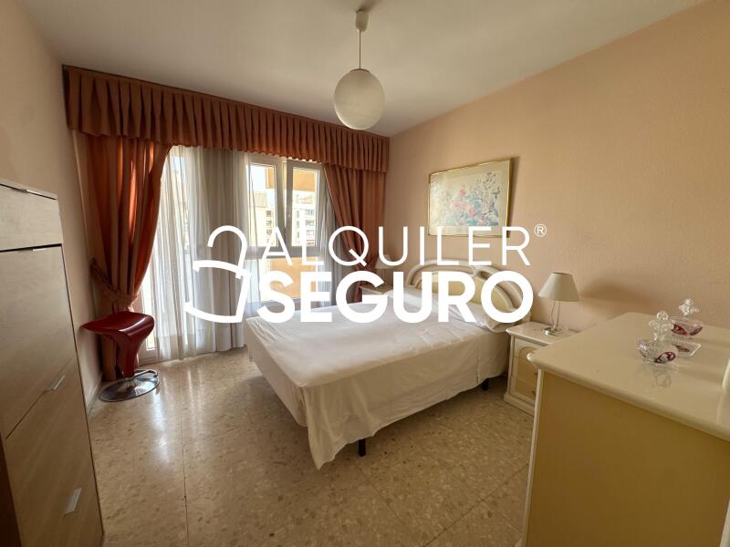 Piso en Plaza Villa Castelldefell, MÁLAGA MÁLAGA