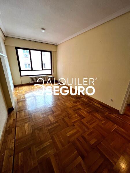 Inmueble en Calle de Azcona, MADRID
