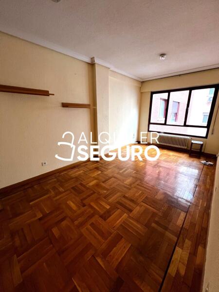 Inmueble en Calle de Azcona, MADRID