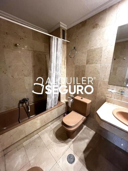 Inmueble en Calle de Azcona, MADRID