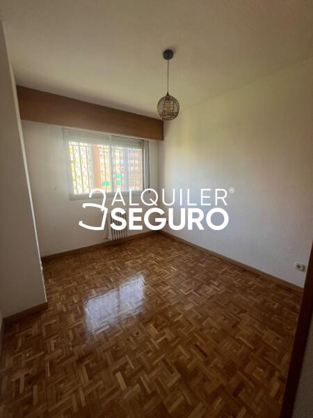 Piso en Calle Ramon Areces , MADRID MADRID