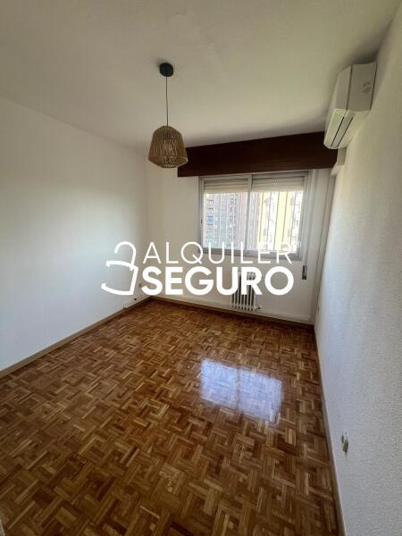 Piso en Calle Ramon Areces , MADRID MADRID