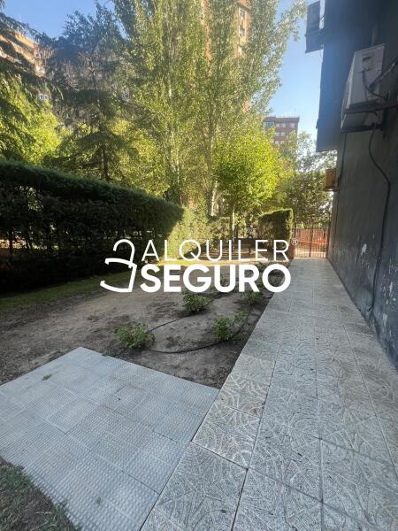 Piso en Calle Ramon Areces , MADRID MADRID