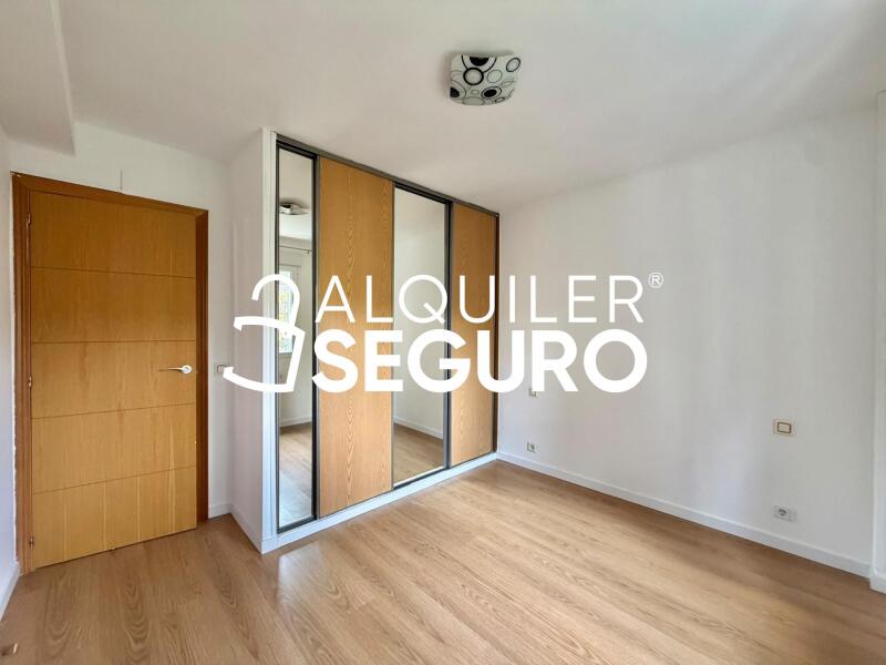 Piso en Calle Segovia, COLLADO VILLALBA MADRID