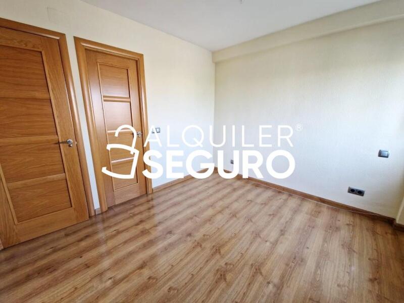 Inmueble en Calle Rio Ebro , MADRID