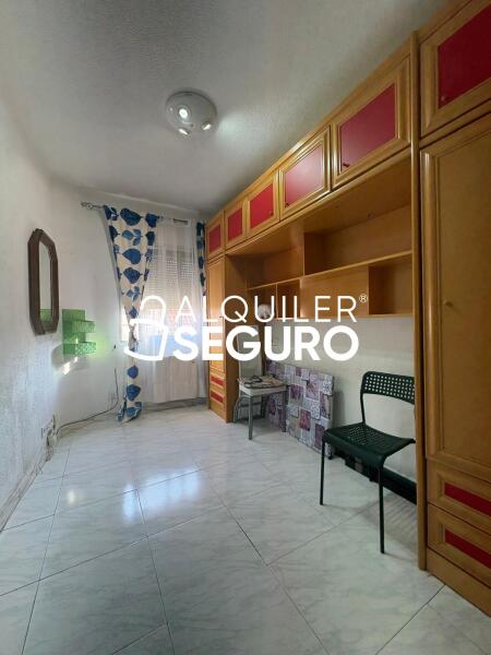 Inmueble en Calle Sanz Raso, MADRID