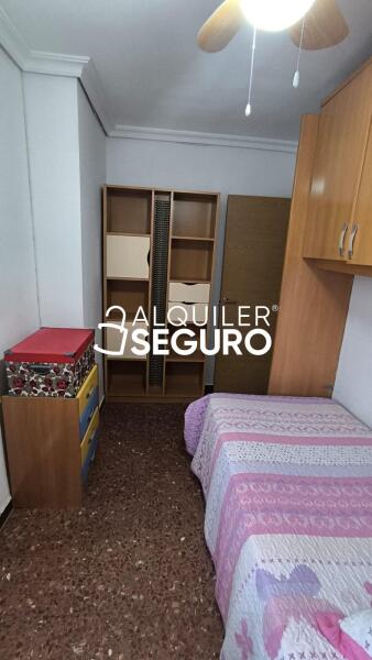 Inmueble en Calle aguila real, SEVILLA