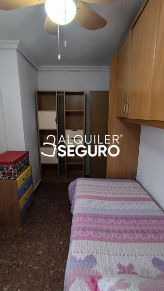 Inmueble en Calle aguila real, SEVILLA