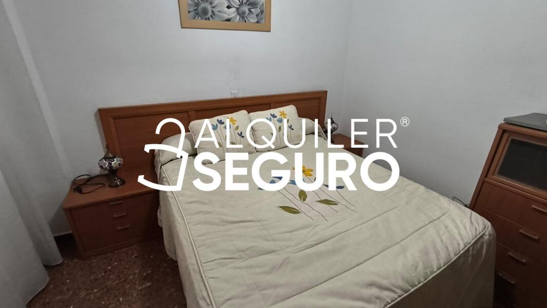 Inmueble en Calle aguila real, SEVILLA