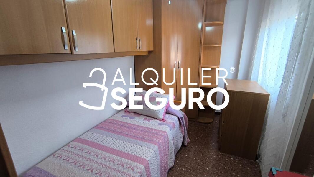 Inmueble en Calle aguila real, SEVILLA