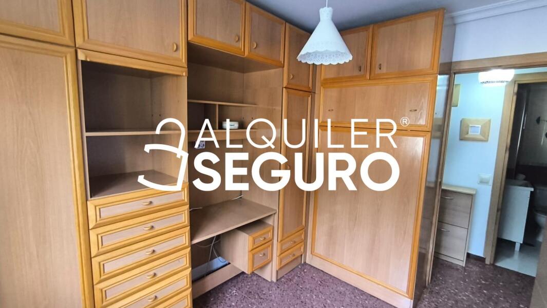 Inmueble en Calle aguila real, SEVILLA