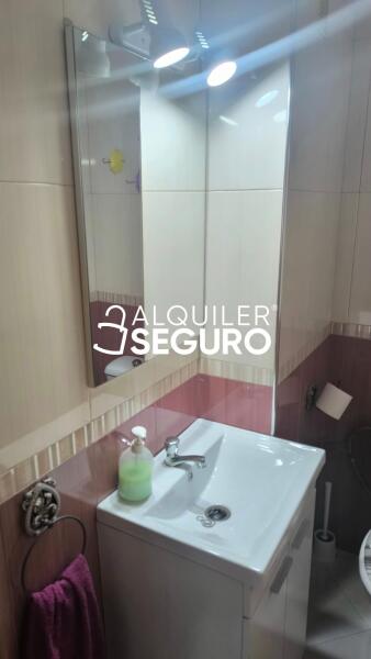 Inmueble en Calle aguila real, SEVILLA