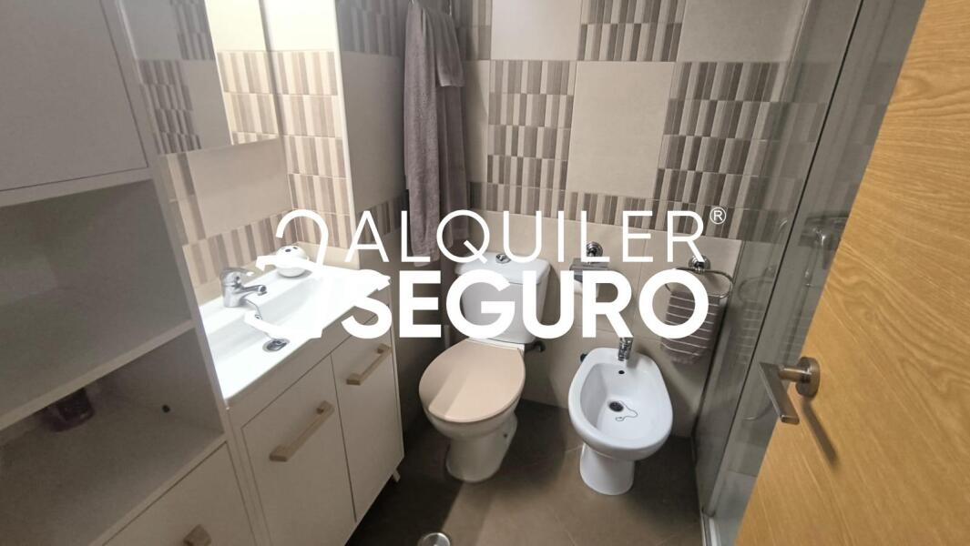 Inmueble en Calle aguila real, SEVILLA