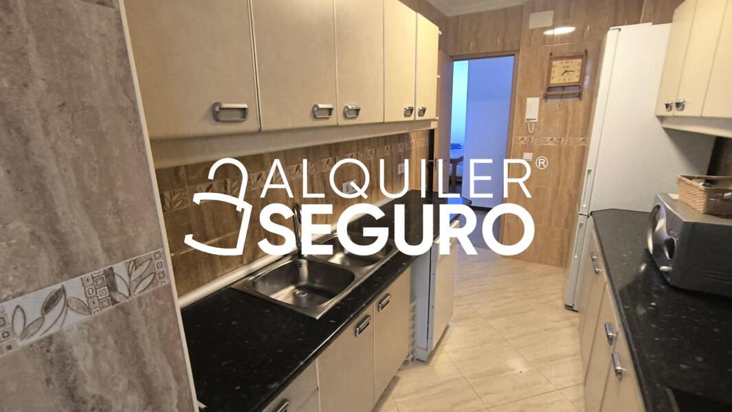 Inmueble en Calle aguila real, SEVILLA