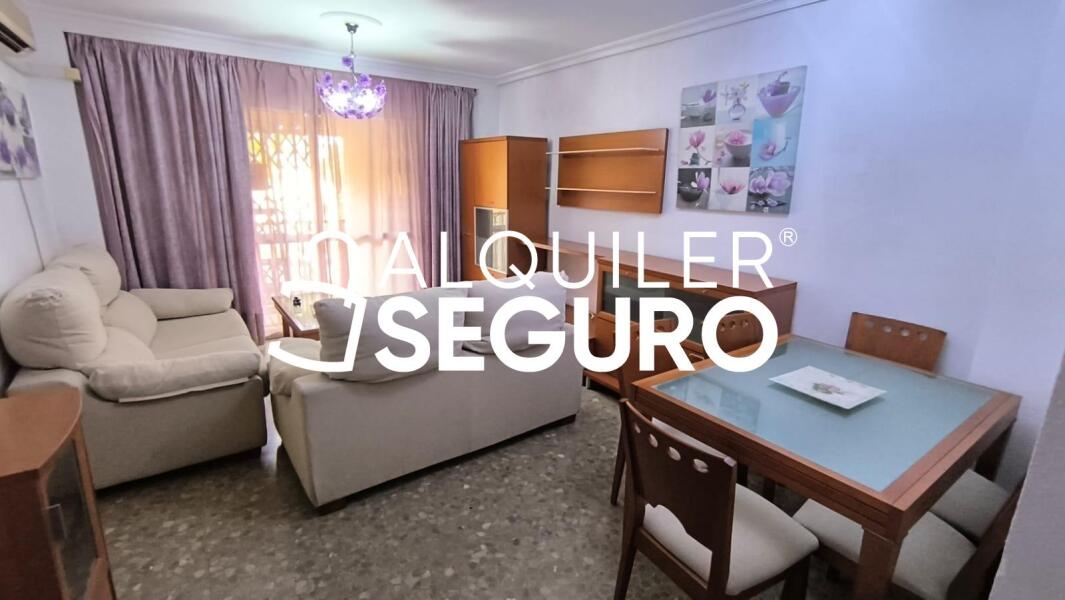 Inmueble en Calle aguila real, SEVILLA