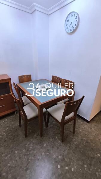 Inmueble en Calle aguila real, SEVILLA