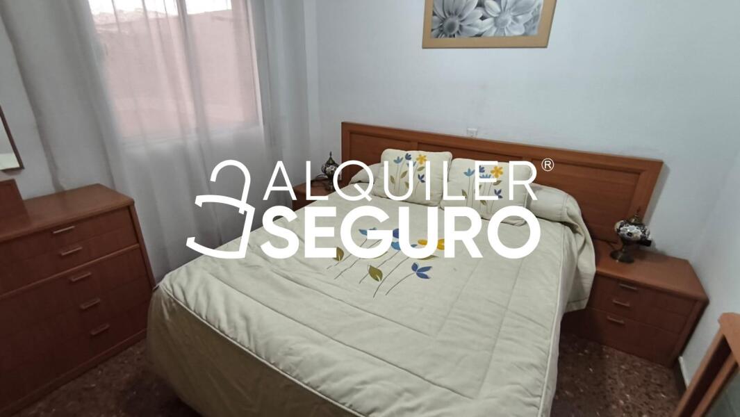 Inmueble en Calle aguila real, SEVILLA