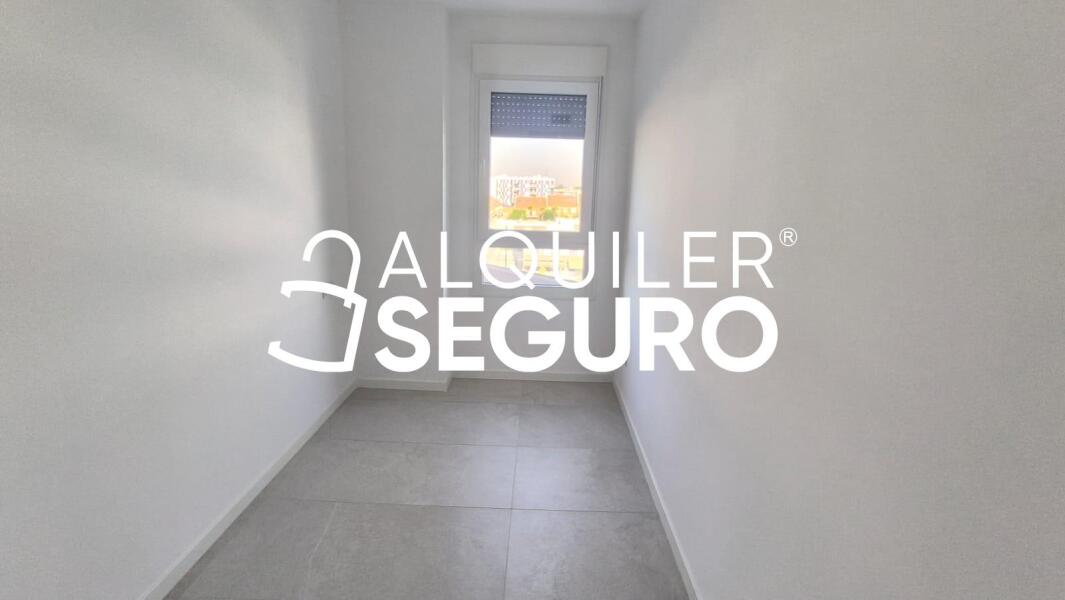 Piso en Calle Antonio Luna Ariza, DOS HERMANAS SEVILLA