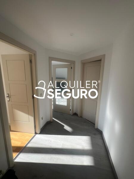 Inmueble en Calle Nanclares de Oca, MADRID