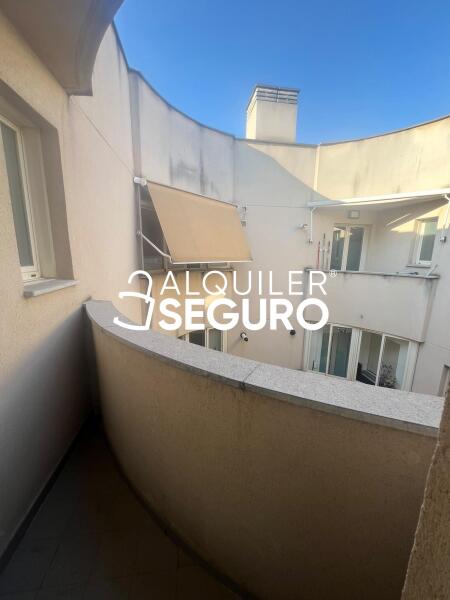 Inmueble en Calle Nanclares de Oca, MADRID